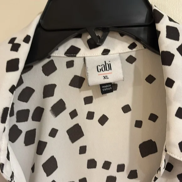 CAbi Black and White Geometric Replay Top - Picture 2 of 3
